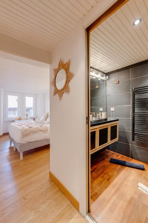 La Tour Du Lac - Beautiful Apartment In The Heart Of Annecy Exterior foto